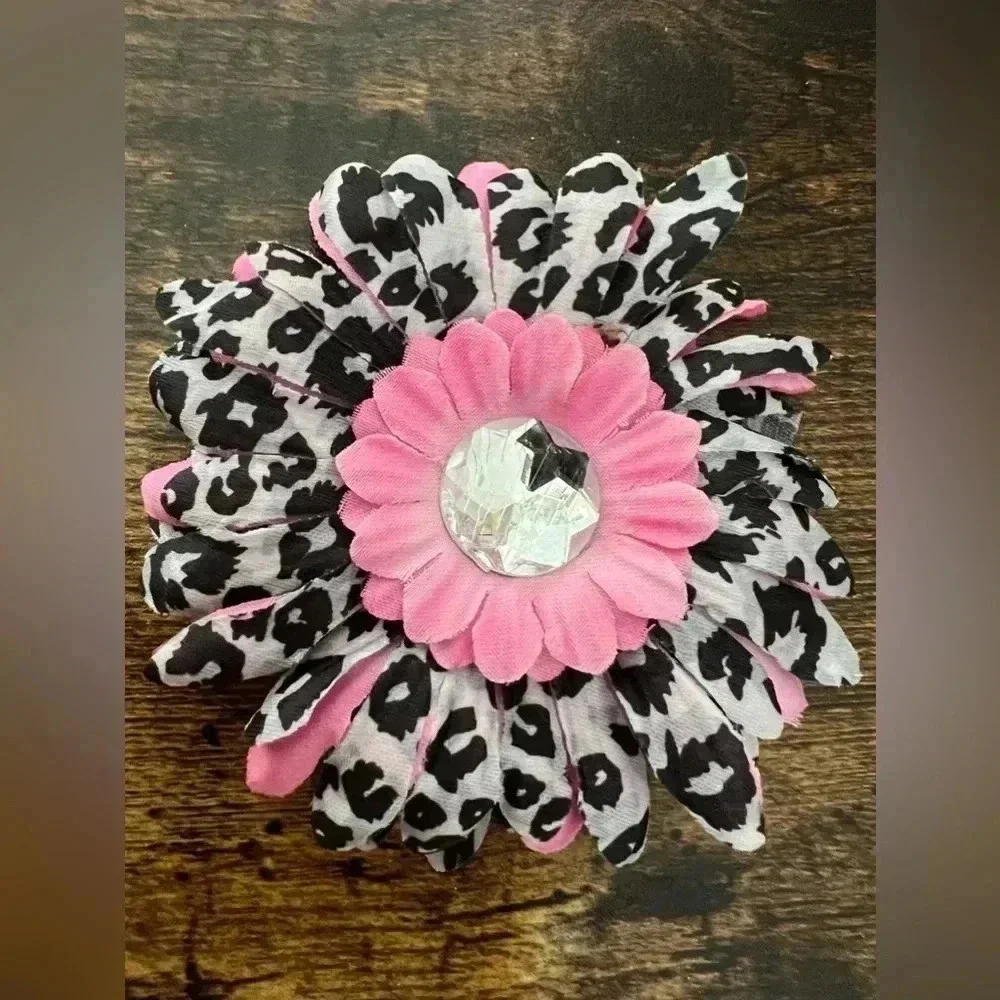 BUNDLE: Boutique, 2 little girls flower hair clips